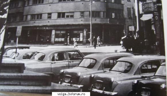 Imagini vechi din Romania... cu tovarase! - Una din pozele mele preferate. Bucuresti, 1961 - Auto