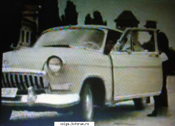 Imagini vechi din Romania... cu tovarase! - Volga folosita in seria "Brigada Diverse" - Auto