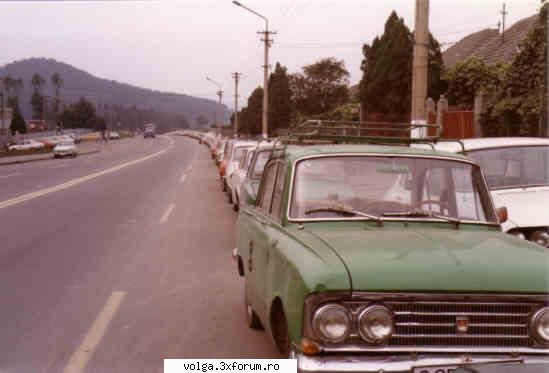 Imagini vechi din Romania... cu tovarase! - Coada la benzina, Romania, 1984 - Auto