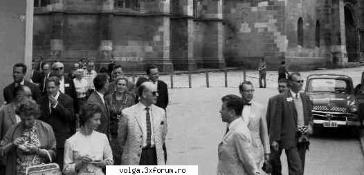 Imagini vechi din Romania... cu tovarase! - Taxi in Brasov, 1960 - Auto
