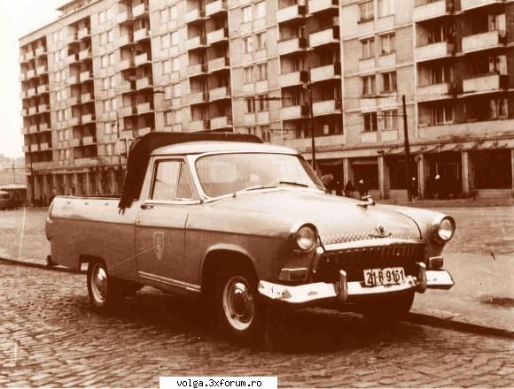Imagini vechi din Romania... cu tovarase! - Si ultima pt astazi - de pe siteul RATB - un taxi - Auto