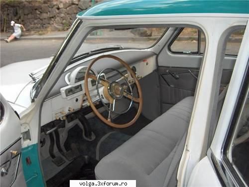 Imagini vechi din Romania... cu tovarase! - ce ziceti de interior? - Auto