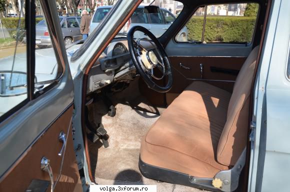Volga 21 de la Kiev ajunsa la Satu Mare - interiorul refacut - Volga M21