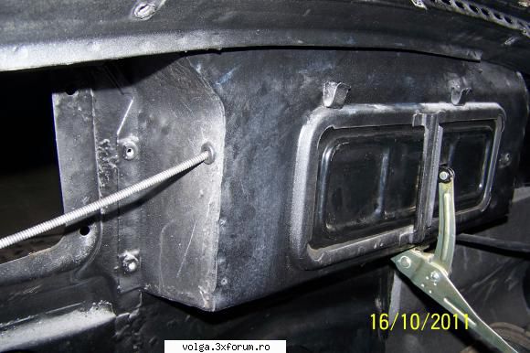 Volga GAZ 21 C 1967 - Trecerile de cablu le-am luat de la Norc auto, de - Socialista
