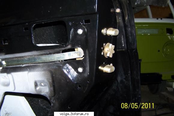 Volga GAZ 21 C 1967 - Broasca noua la usa dr. spate (sursa "barn find") - Socialista